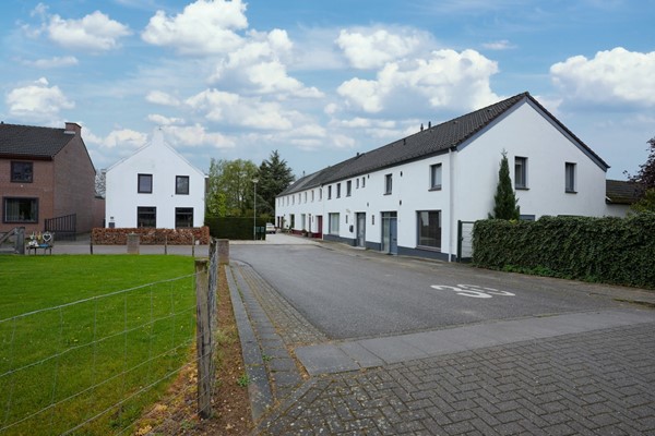 Medium property photo - Rijksweg 154A, 6325 AH Berg en Terblijt